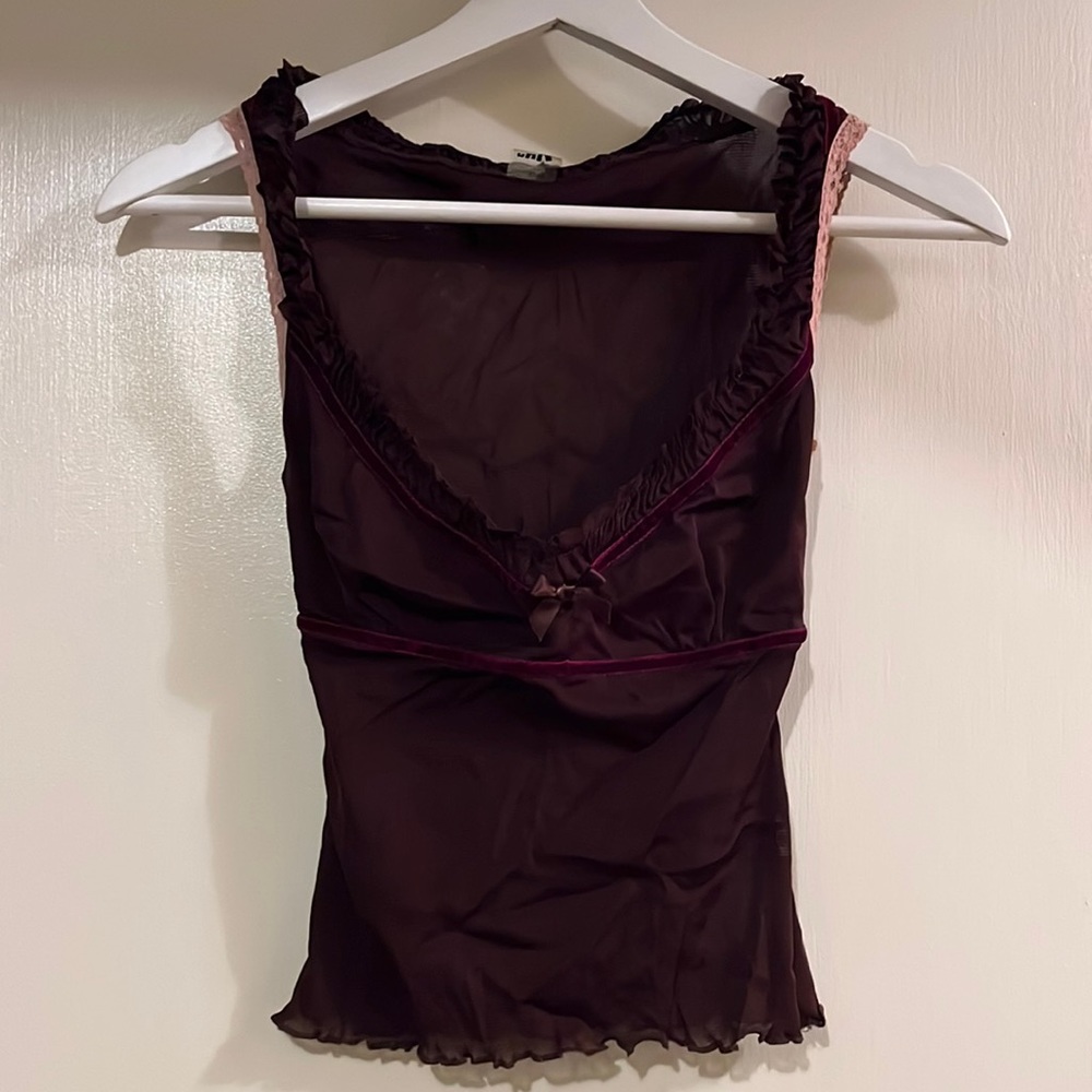 Unif Mars Top!